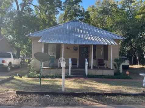 703 E Terrell Avenue Crockett TX 75835