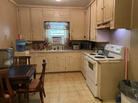 703 E Terrell Avenue Crockett TX 75835