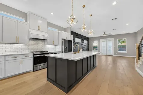 4508 Hardy Street B Houston TX 77009