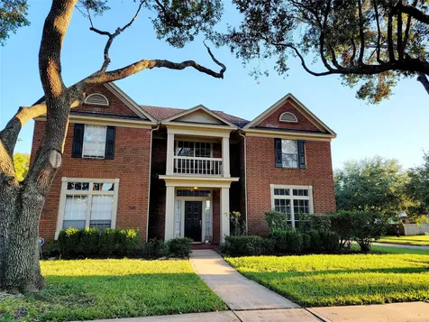 4831 Whitby Circle Sugar Land TX 77479