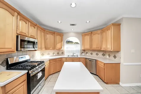 11918 Helene Court Pinehurst TX 77362