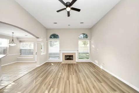 11918 Helene Court Pinehurst TX 77362