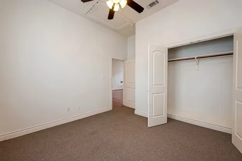 5608 Kansas Street B Houston TX 77007