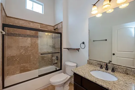 5608 Kansas Street B Houston TX 77007