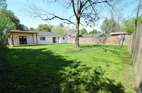 1906 Coulcrest Drive Houston TX 77055