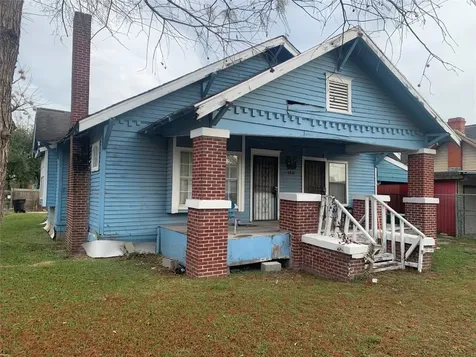 5001 Sherman Street Houston TX 77011