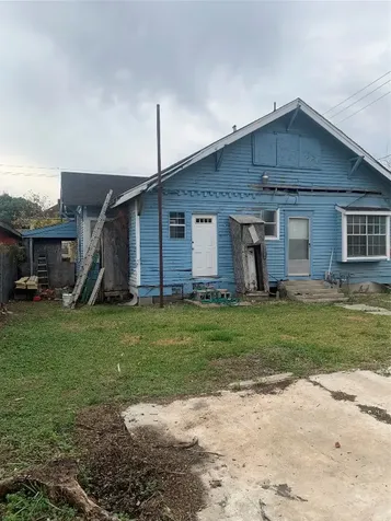 5001 Sherman Street Houston TX 77011
