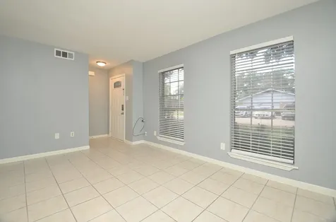 10018 Knoboak Drive 13 Houston TX 77080