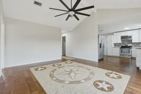 5734 Arthington Street Houston TX 77053