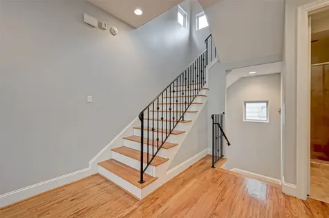 2906 Leeland Street Houston TX 77003