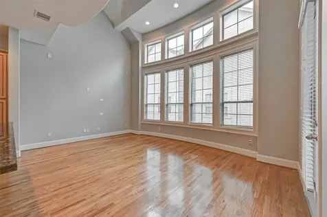 2906 Leeland Street Houston TX 77003