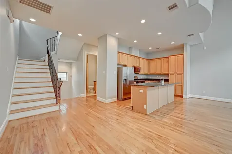 2906 Leeland Street Houston TX 77003