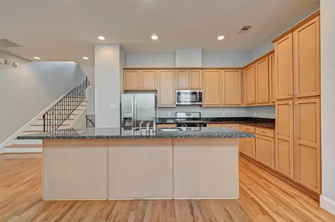 2906 Leeland Street Houston TX 77003