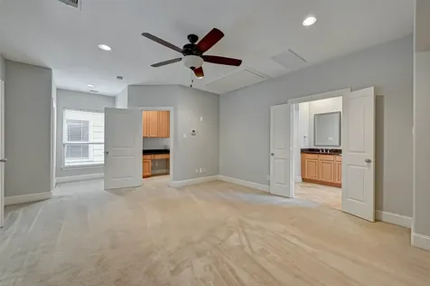 2906 Leeland Street Houston TX 77003