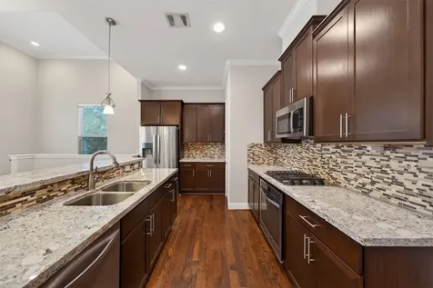5618 Petty Street A Houston TX 77007