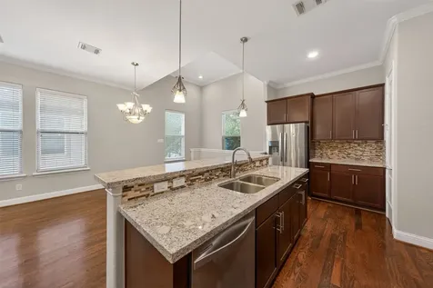 5618 Petty Street A Houston TX 77007