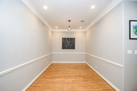 2806 Bering Drive Houston TX 77057