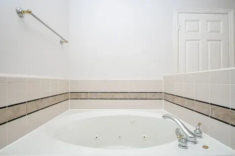 2806 Bering Drive Houston TX 77057