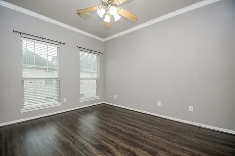 2806 Bering Drive Houston TX 77057