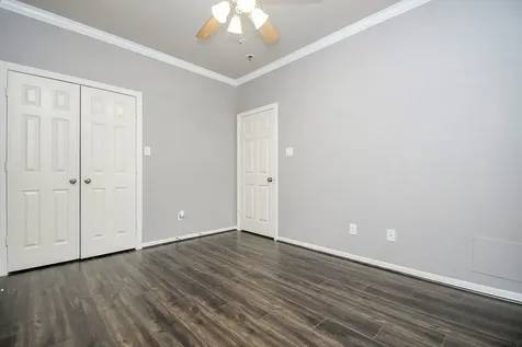 2806 Bering Drive Houston TX 77057