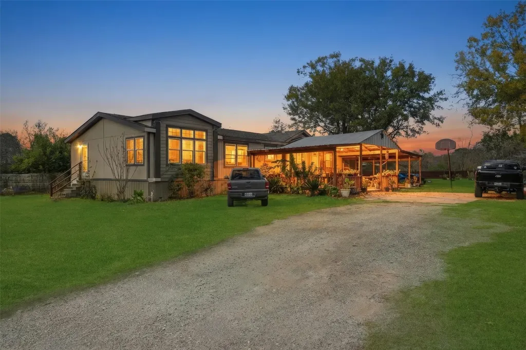 1017 Woodland Street Channelview TX 77530