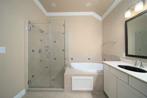 1231 Creekside Acres Court Houston TX 77008