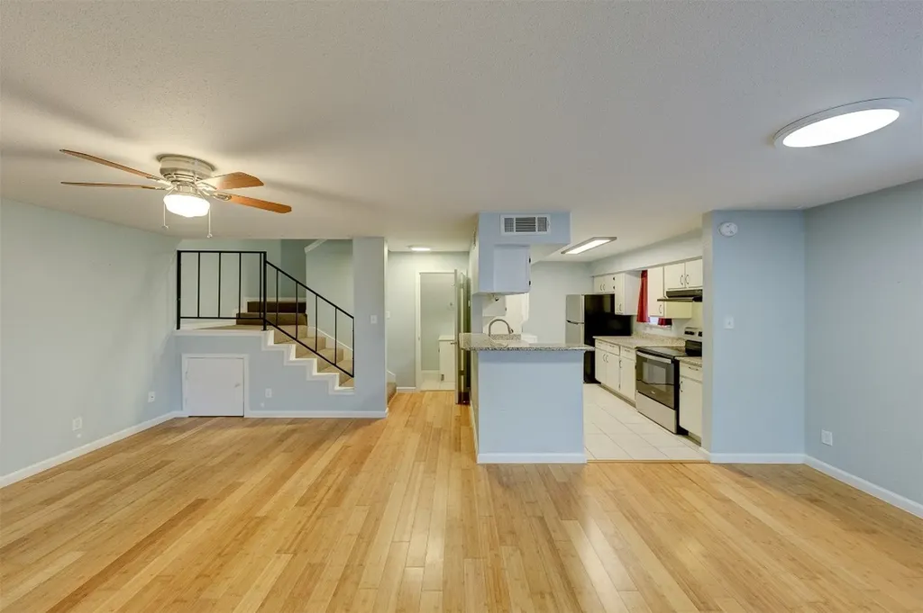 18800 Egret Bay Boulevard 201 Webster TX 77058