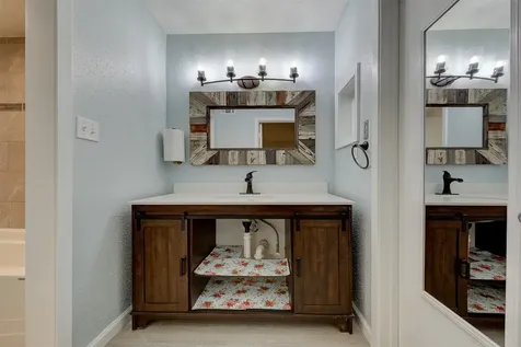 18800 Egret Bay Boulevard 201 Webster TX 77058