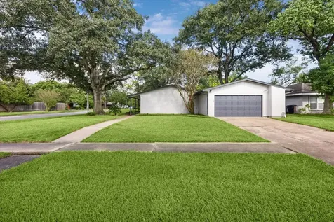 8621 Bob White Drive Houston TX 77074