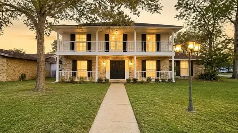 347 Forest Lake Drive Seabrook TX 77586