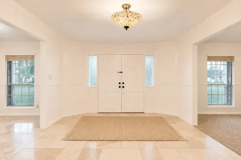 347 Forest Lake Drive Seabrook TX 77586
