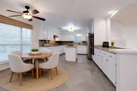 347 Forest Lake Drive Seabrook TX 77586