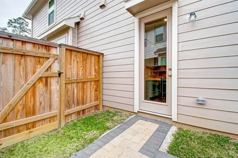 617 Aspen Falls Court Conroe TX 77304