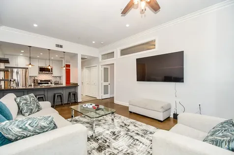 1900 Genesee Street 104 Houston TX 77006