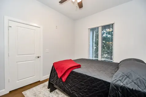 1900 Genesee Street 104 Houston TX 77006