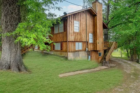 7 Lake Drive Huntsville TX 77320