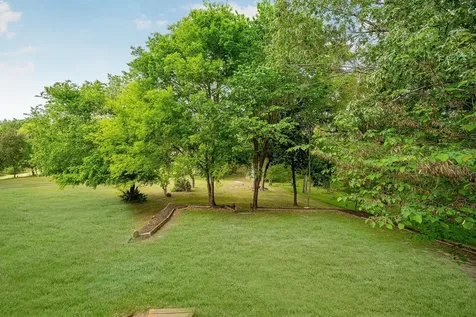 7 Lake Drive Huntsville TX 77320