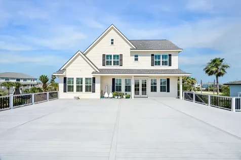 218 Catamaran Drive Tiki Island TX 77554