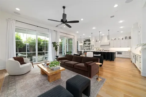 2221 Morse Street Houston TX 77019