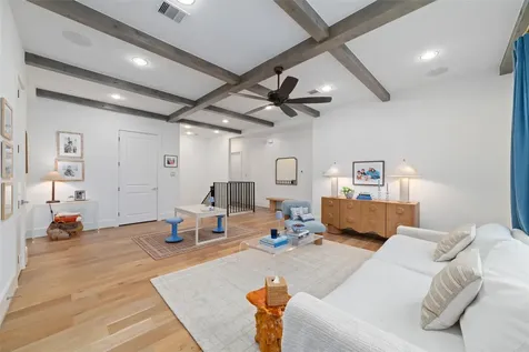 2221 Morse Street Houston TX 77019