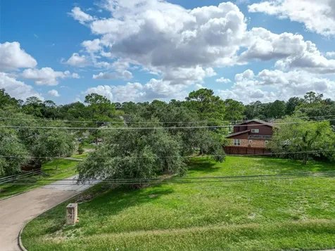 520 Fm 517 Road W Dickinson TX 77539