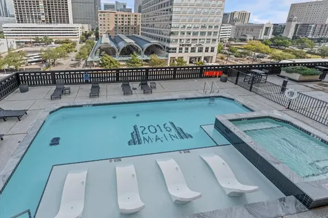 2016 Main Street 717 Houston TX 77002