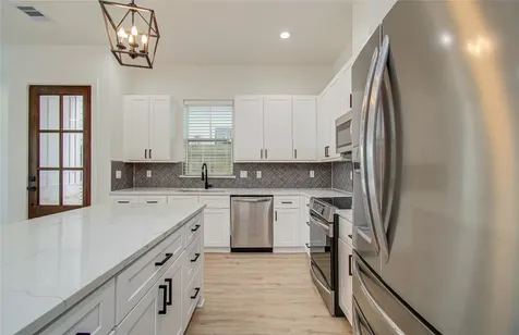 6420 Highland Pine Lane Houston TX 77091