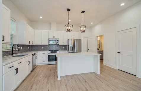 6420 Highland Pine Lane Houston TX 77091
