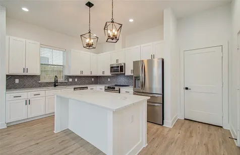 6420 Highland Pine Lane Houston TX 77091