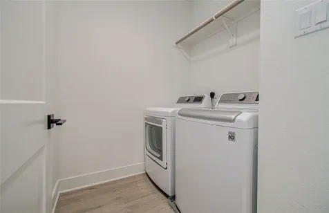 6420 Highland Pine Lane Houston TX 77091