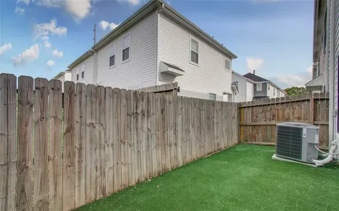 6420 Highland Pine Lane Houston TX 77091
