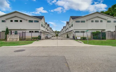6420 Highland Pine Lane Houston TX 77091