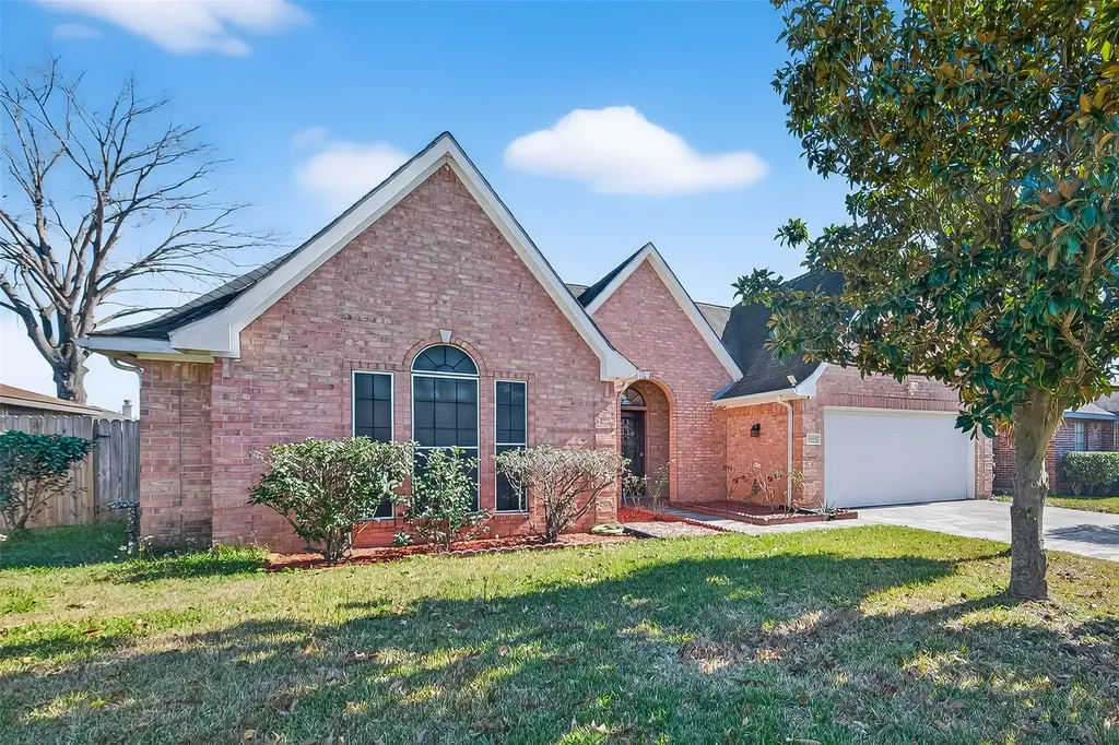 9927 Glenkirk Drive Houston TX 77089