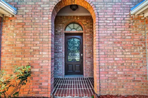 9927 Glenkirk Drive Houston TX 77089